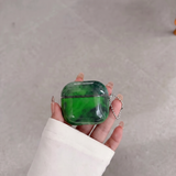 Coque AirPods LUCIØLE Vert — de jour, translucide